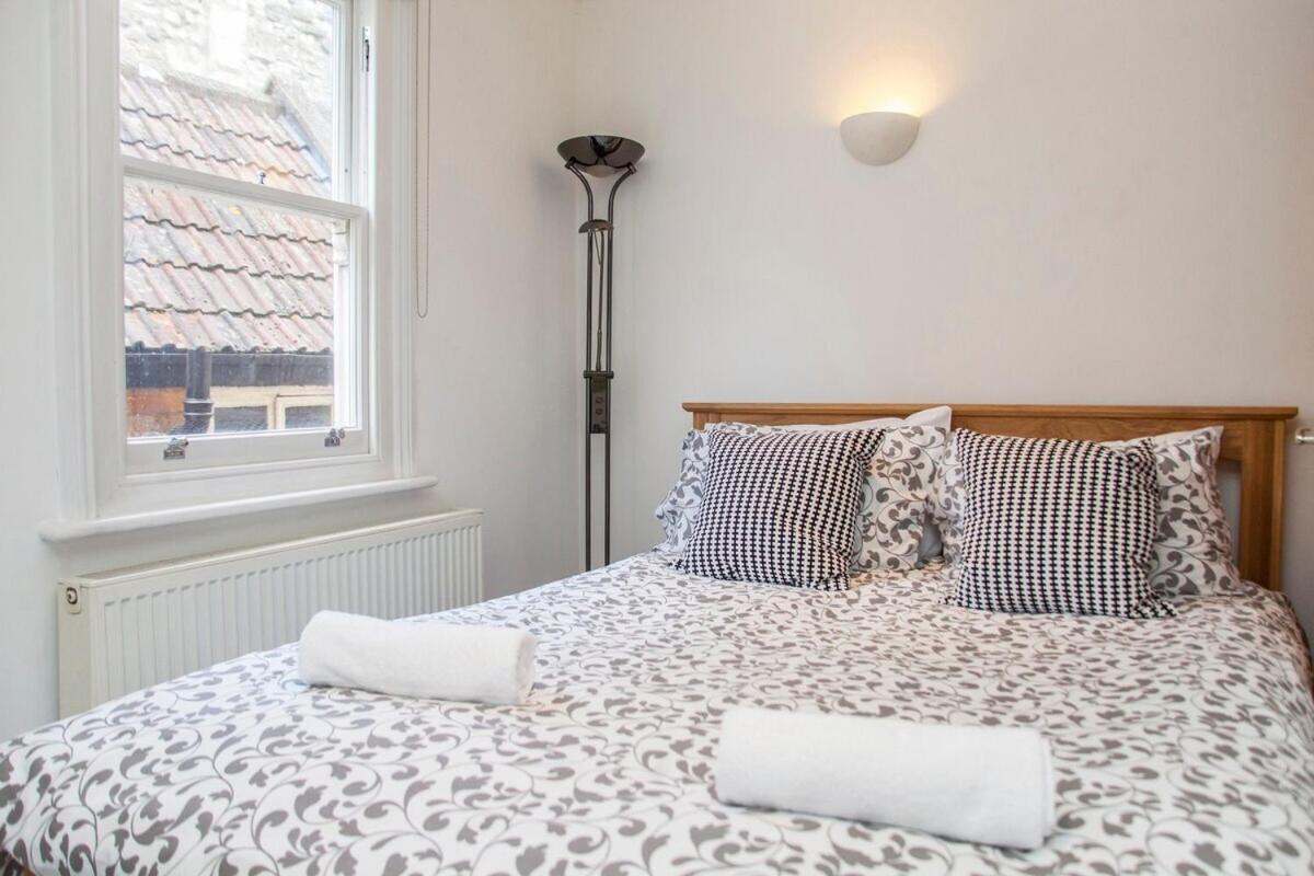 The Roof Terrace Maisonette - City Centre Bath Bagian luar foto