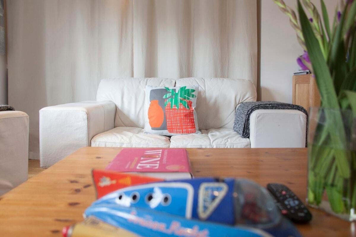 The Roof Terrace Maisonette - City Centre Bath Ruang foto